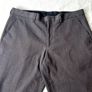 Express 31-32 innovator checkered dark gray